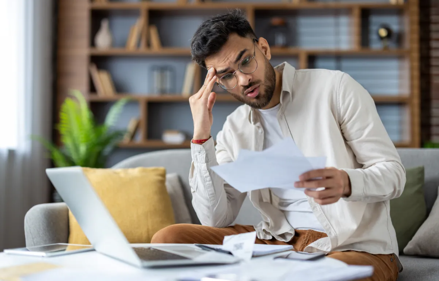 How to Stay CRA-Compliant Without Paying Expensive Accounting Fees